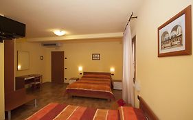 Camere Santucci